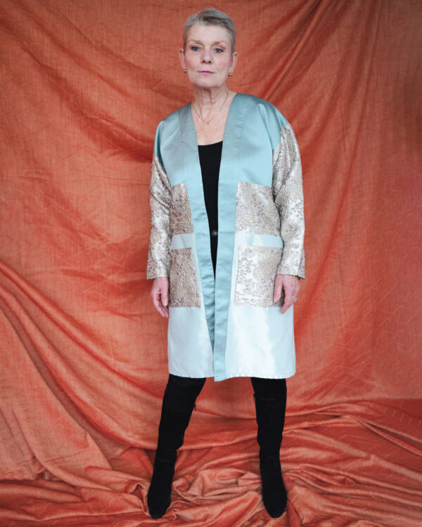 Sky coat Timeless Elegance – A Statement Coat for Every Occasion